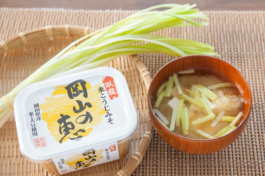 写真：黄ニラの味噌汁